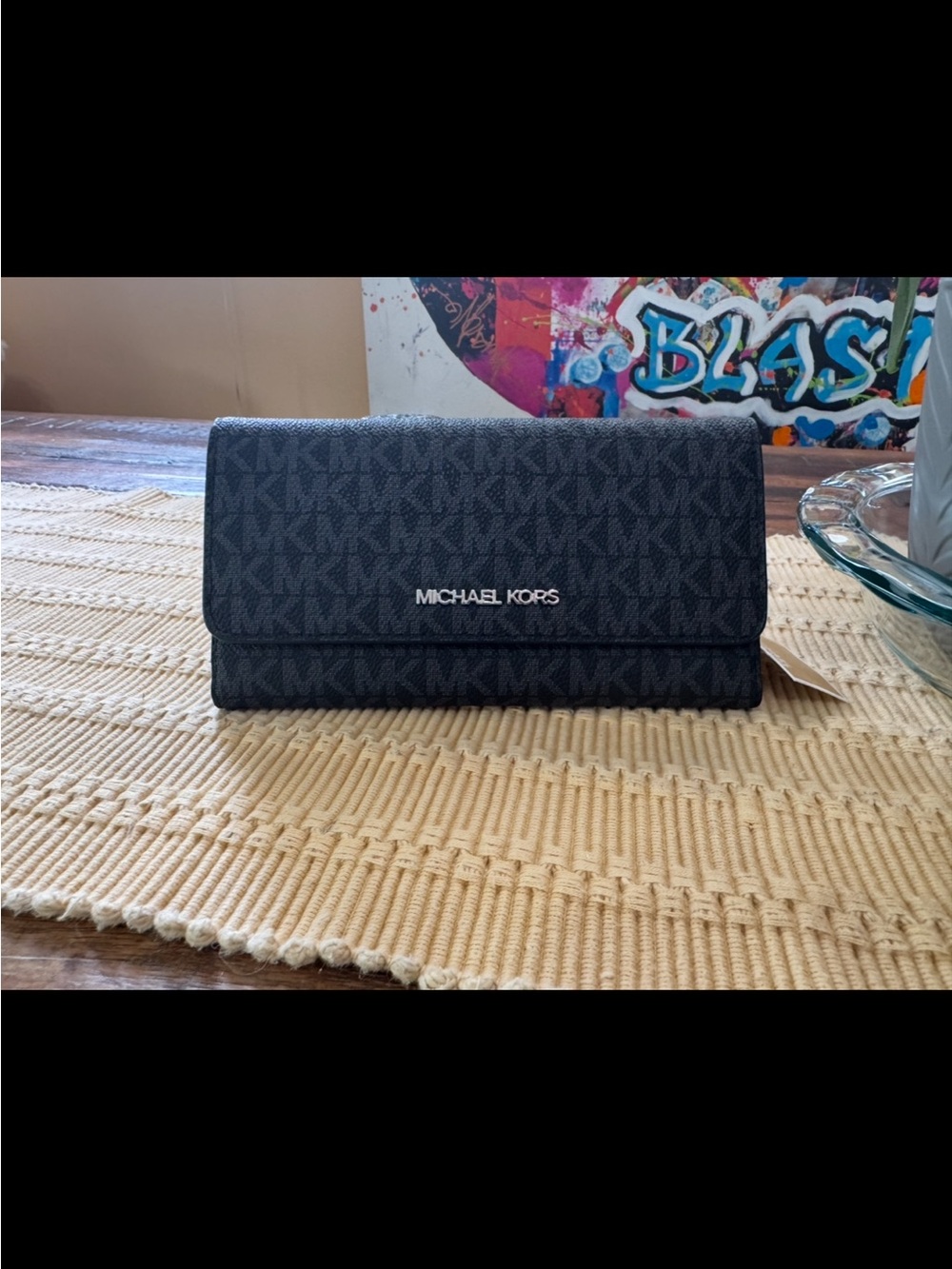Michael Kors Black/Charcoal Signature Trifold Wallet - Picture 4 of 7